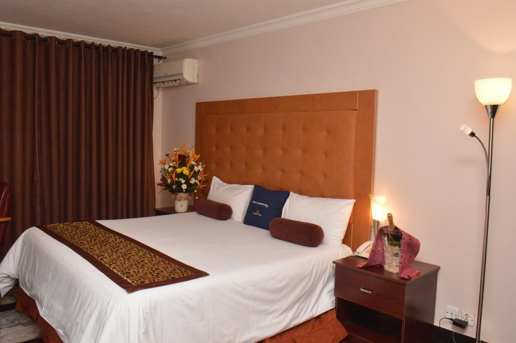 Golden Tulip Port-Harcourt Hotel Port Harcourt Room photo