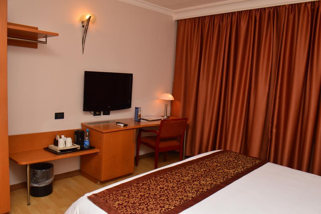 Golden Tulip Port-Harcourt Hotel Port Harcourt Room photo