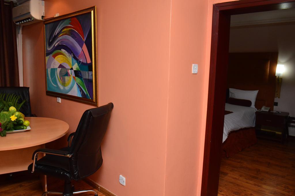 Golden Tulip Port-Harcourt Hotel Port Harcourt Room photo