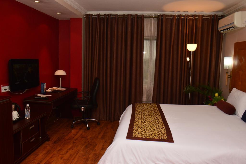 Golden Tulip Port-Harcourt Hotel Port Harcourt Room photo