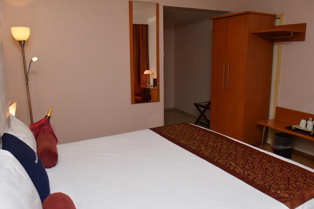 Golden Tulip Port-Harcourt Hotel Port Harcourt Room photo