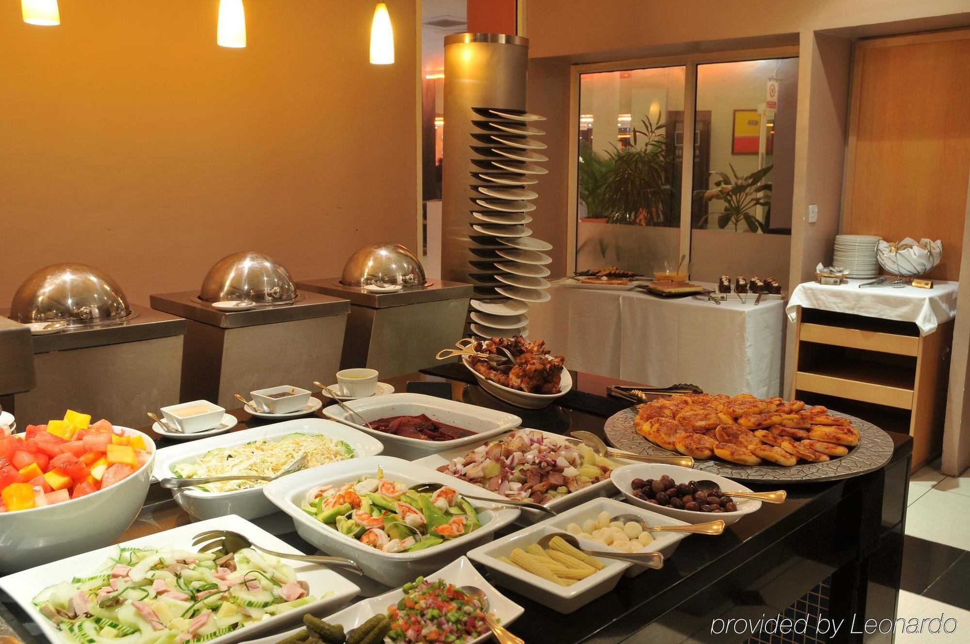 Golden Tulip Port-Harcourt Hotel Port Harcourt Restaurant photo