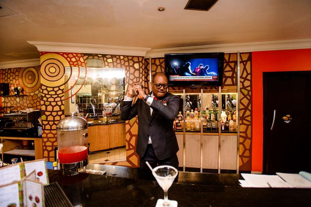 Golden Tulip Port-Harcourt Hotel Port Harcourt Restaurant photo