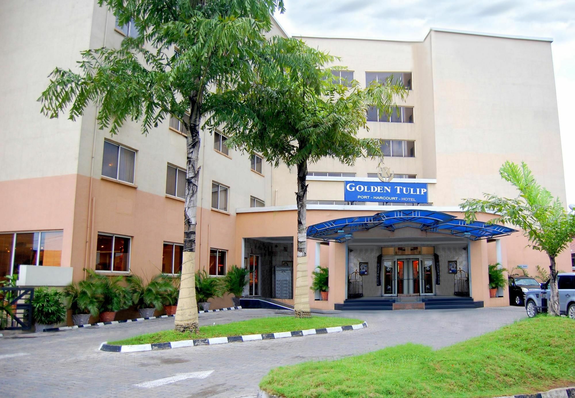 Golden Tulip Port-Harcourt Hotel Port Harcourt Exterior photo